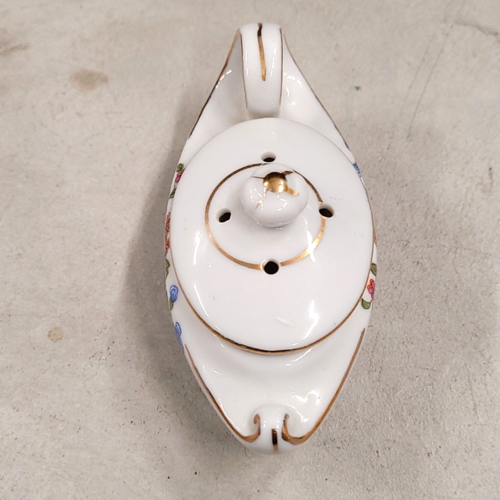 Porcelain Teapot - Picture 6 of 11